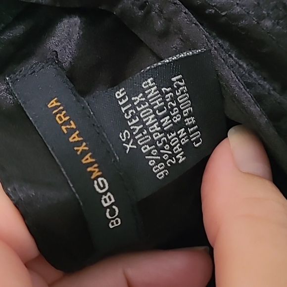 BCBGMaxAzaria tunic, size XS - Picture 4 of 7